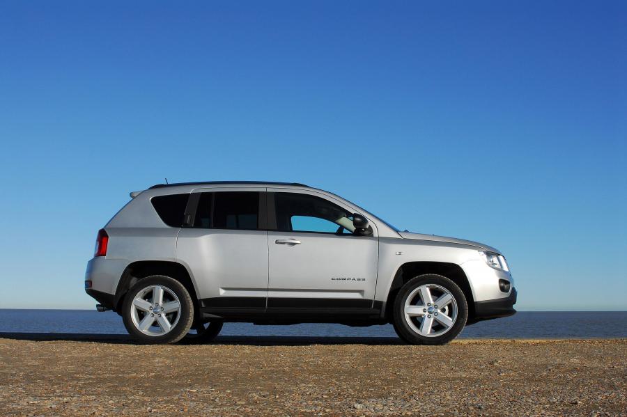  Jeep Compass 2011 года  (UK) (фото 5 из 27)